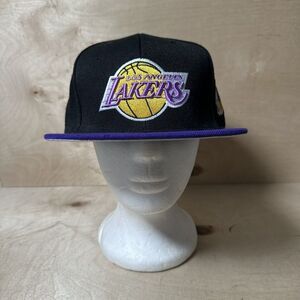 NWT Los Angeles Lakers 2009 NBA Champions Black Snapback Hat Cap Mitchell & Ness